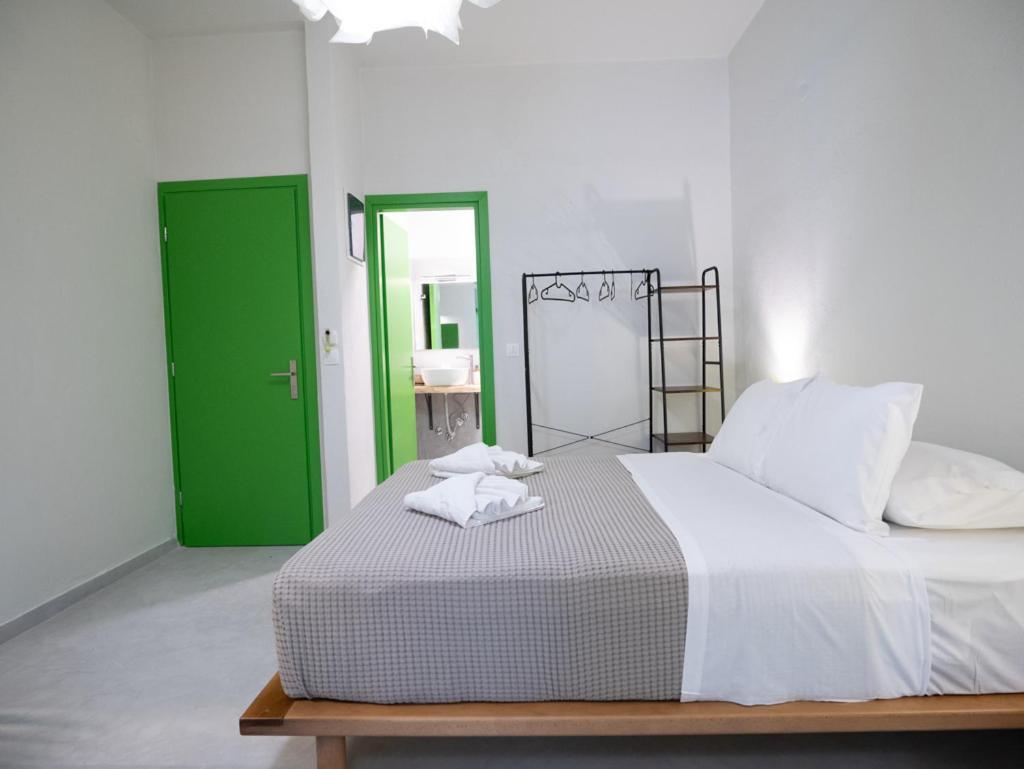 Mondrian Guest House Skiathos stad Exteriör bild
